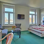 Biohotel Amadeus 4*